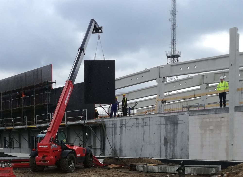 Ładowarka teleskopowa Manitou wynajem, serwis, sprzedaż ładowarek teleskopowych – zdjęcie 6