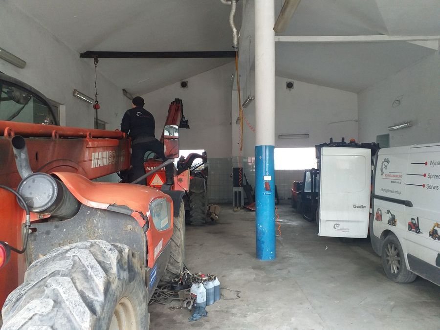 Ładowarka teleskopowa Manitou wynajem, serwis, sprzedaż ładowarek teleskopowych – zdjęcie 8