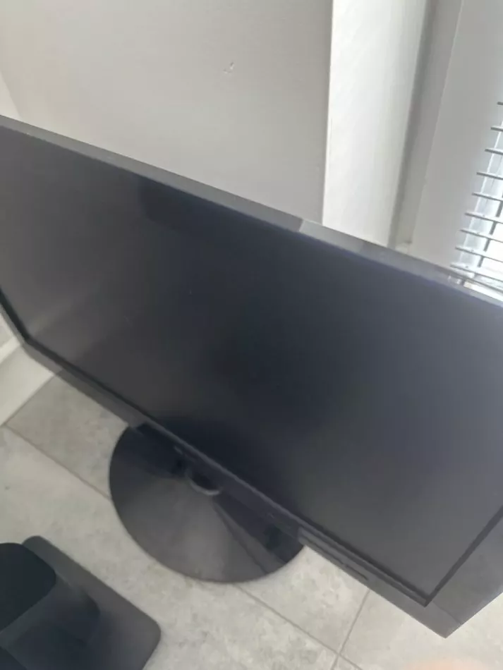 Monitor lg bez zasilacza – zdjęcie 2