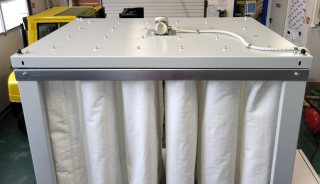 Filtr EK-24 4800m³/h z wentylatorem WTK-4 oraz automatycznym otrzepywaniem worków – zdjęcie 4